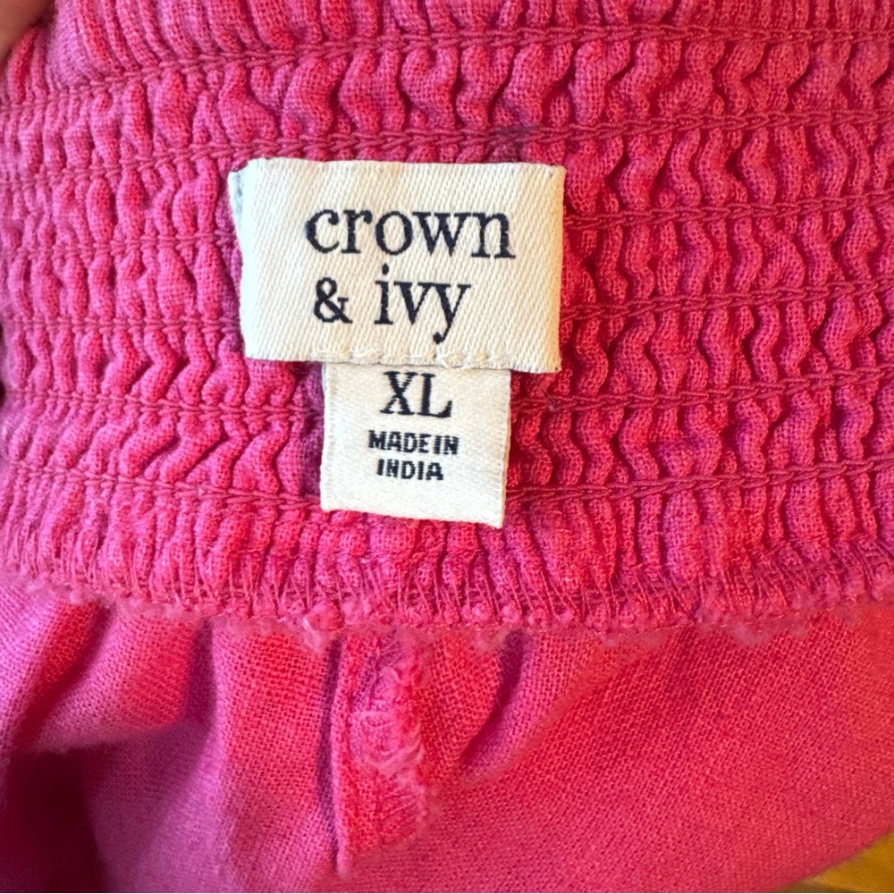 Crown & Ivy Linen Blend Pink Shorts - Picture 5 of 6